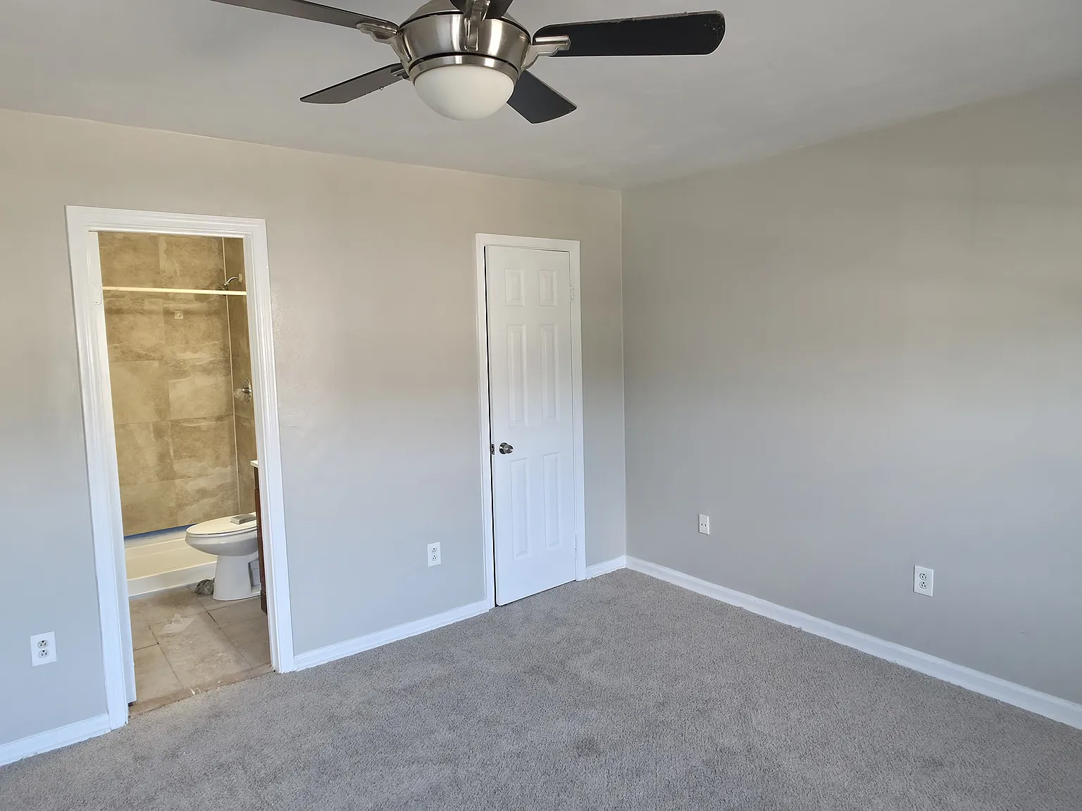 3 bed, 2.5 bath, 1652 sqft, $2,250 — Photo 2