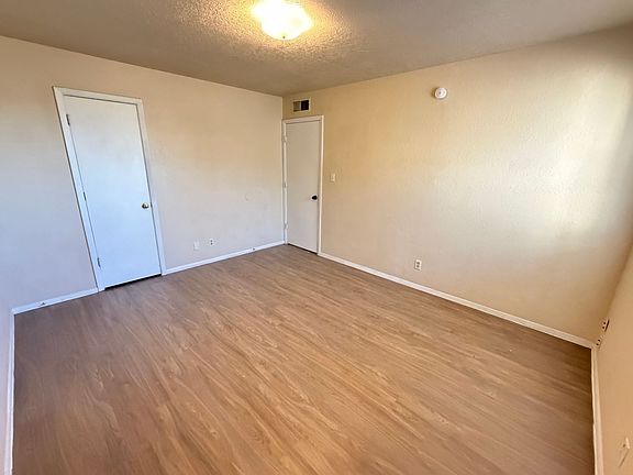 5th image of 507 Vancouver Rd SE Unit B