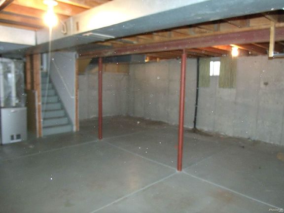 Jackson Steele St 016
