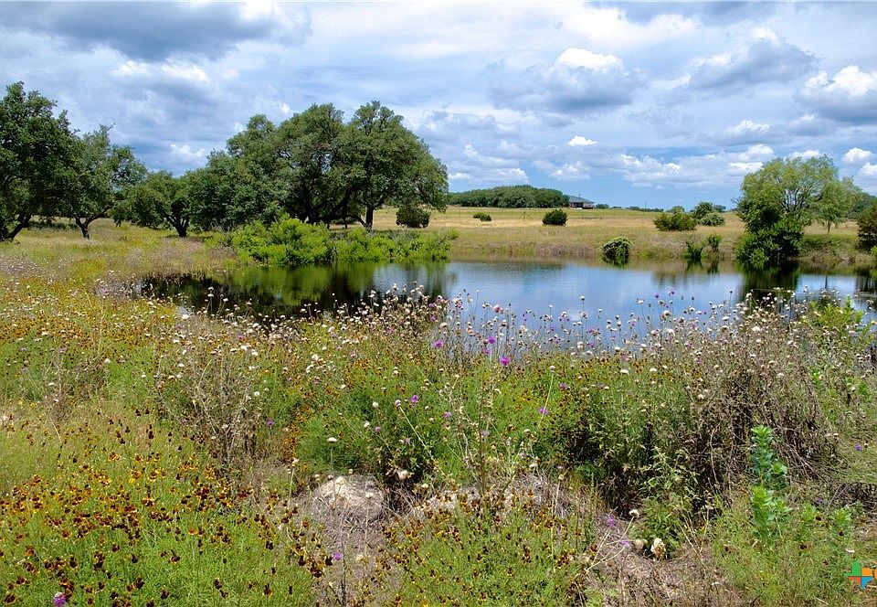 1st image of Vaquero Vista Ln