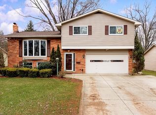 6027 Harrison St, Mentor, OH