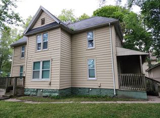 1121 N Rockton Ave FLOOR 1, Rockford, IL 61103