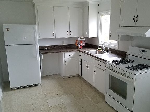 4th image of 3203 Lamb Ave #A