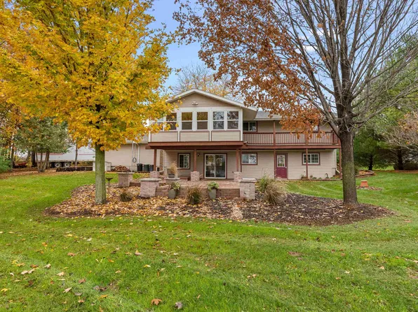 N9550 Mill Rd, Fox Lake, WI 53933