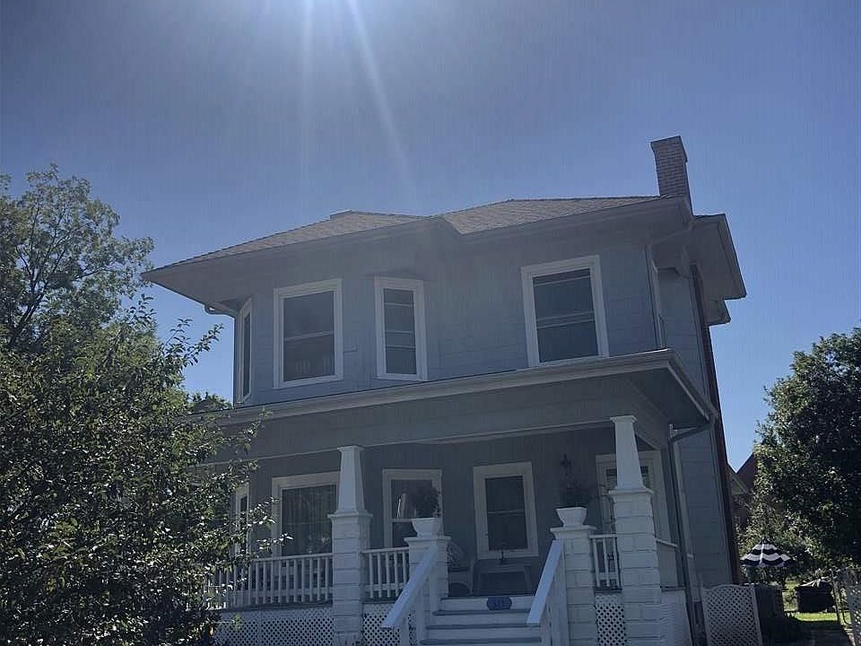 2nd image of 311 S 3rd St
