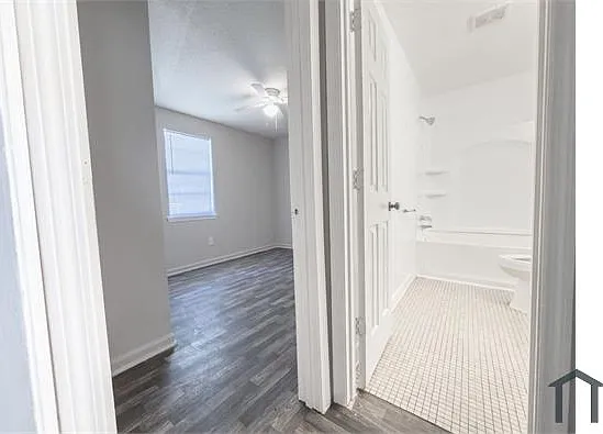 1815 Sumner Ave #15 — Photo 7