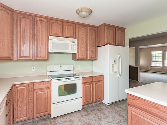 5th image of 518 W 4th Ave