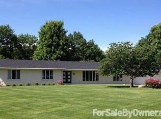 405 W Hopkins Ave, Granville, IL 61326