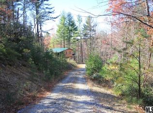 2715 Chestnut Knob Trl, Lenoir, NC 28645
