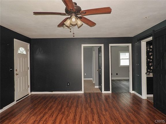 4th image of 6457 Fremont Rd