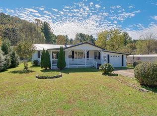 110 Children St, Waynesville, NC 28786