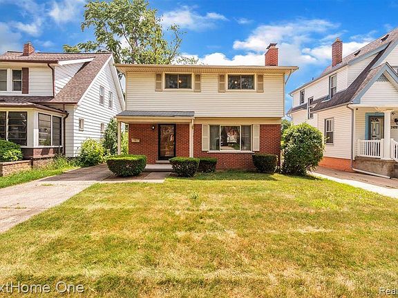 2nd image of 2432 N Wilson Ave