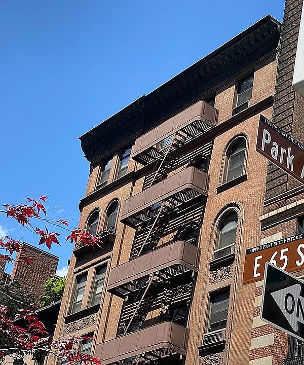 1st image of 55 E 65th St APT 1D