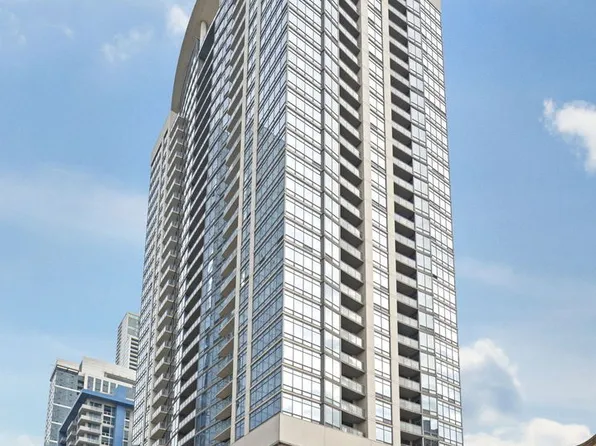 100 E 14th St APT 706, Chicago, IL 60605