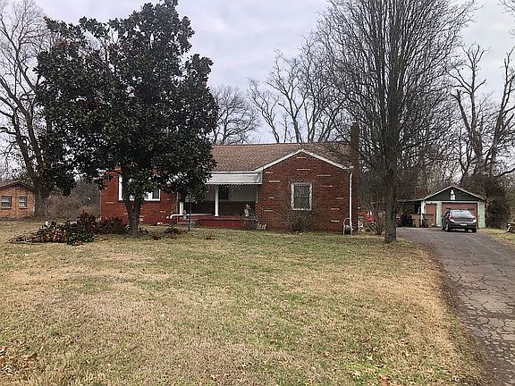 2nd image of 3405 Knight Dr
