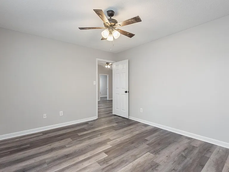 7701 Bellchase Ln — Photo 10