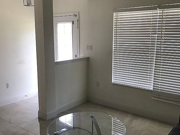4th image of 11110 Irish Moss Ave
