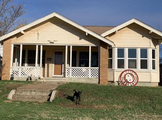 815 Cedar St, Perry, OK 73077