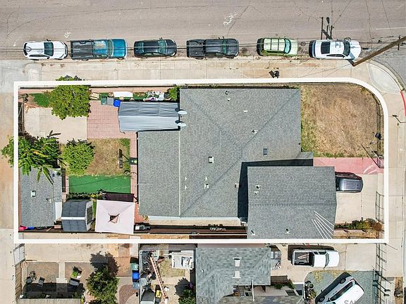 4th image of 2104 G Ave #19/20