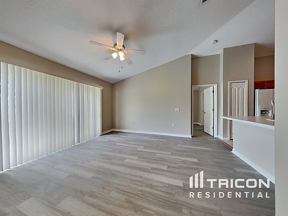 5th image of 2224 Roanoke Springs Dr