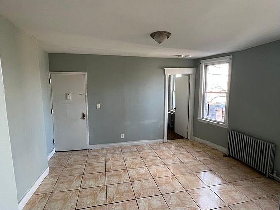 2nd image of 43 Currans Ln #2L