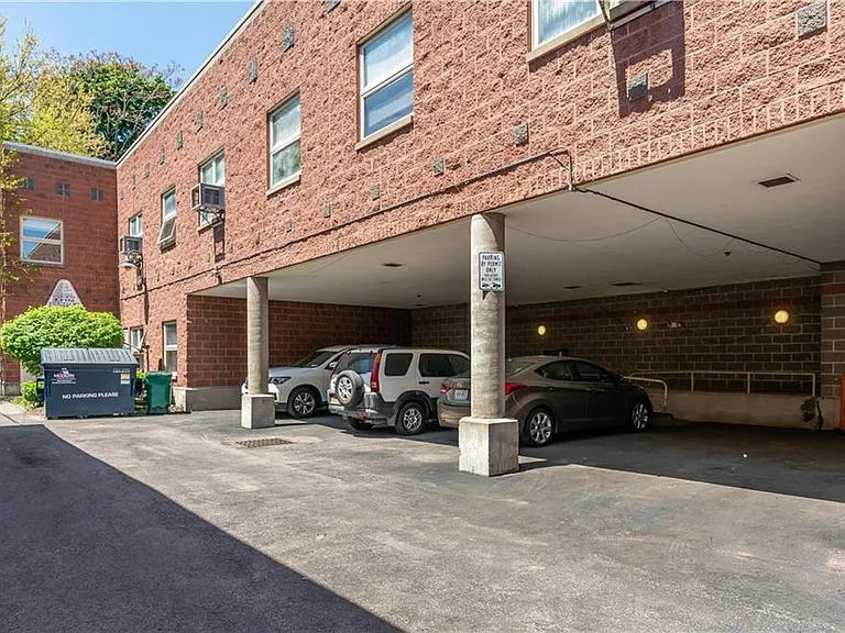 1416 Main St #200 — Photo 11