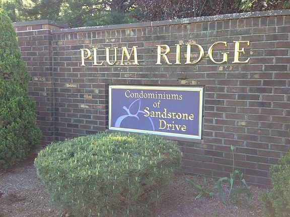 3rd image of 604 Sand Stone Dr