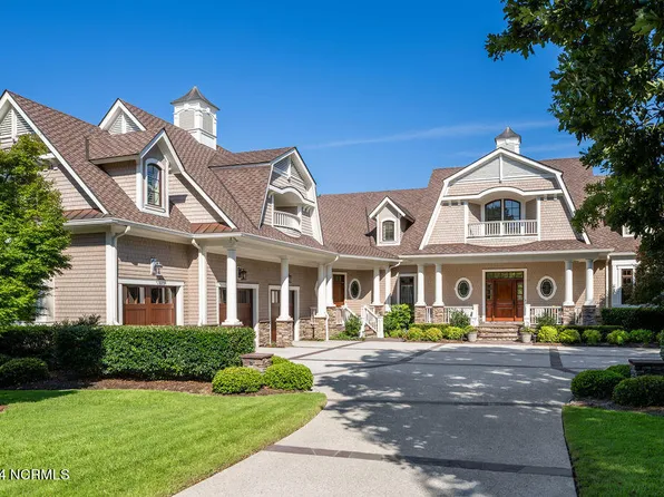 828 Gull Point Road, Wilmington, NC 28405