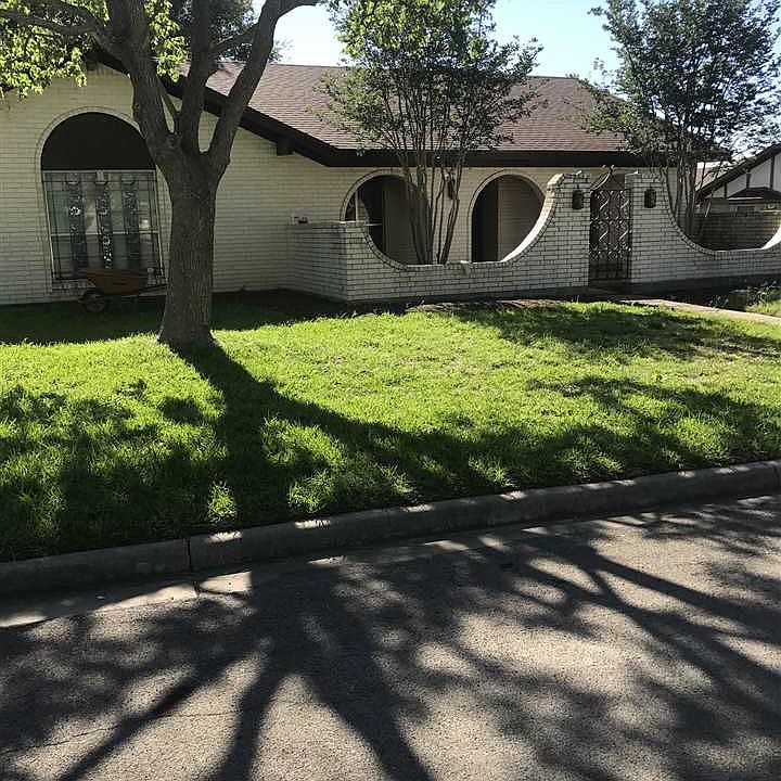 1st image of 8634 Briargrove Dr