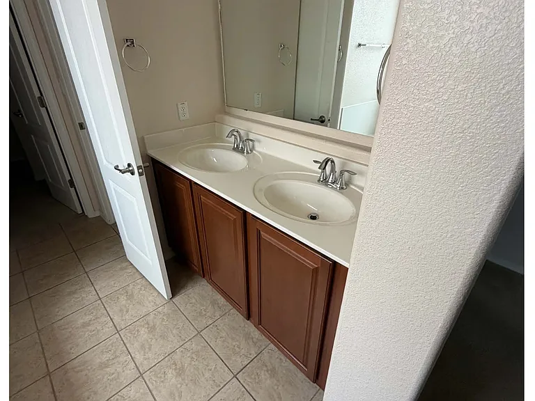 4212 Luz De Estrella — Photo 6