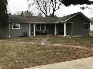 712 Brasher St, Nashua, IA 50658