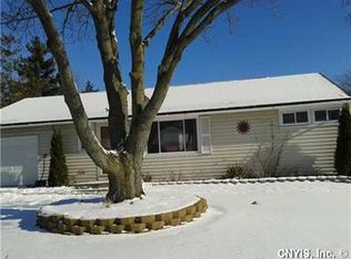 111 Marian Dr, Mattydale, NY 13211