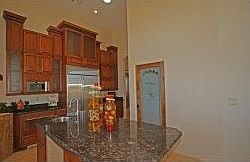 4th image of 665 E Mystic Pl