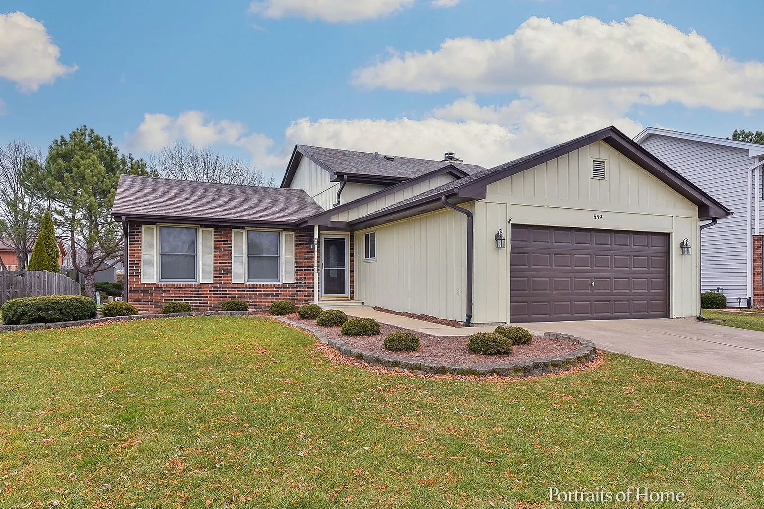 559 Tennyson Dr photo 1