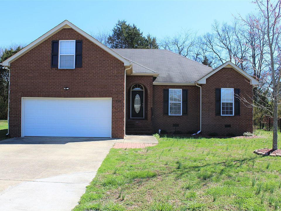 1st image of 334 Shelby Cir