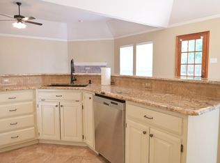 6 Rolling Hills Cir, Denton, TX 76205