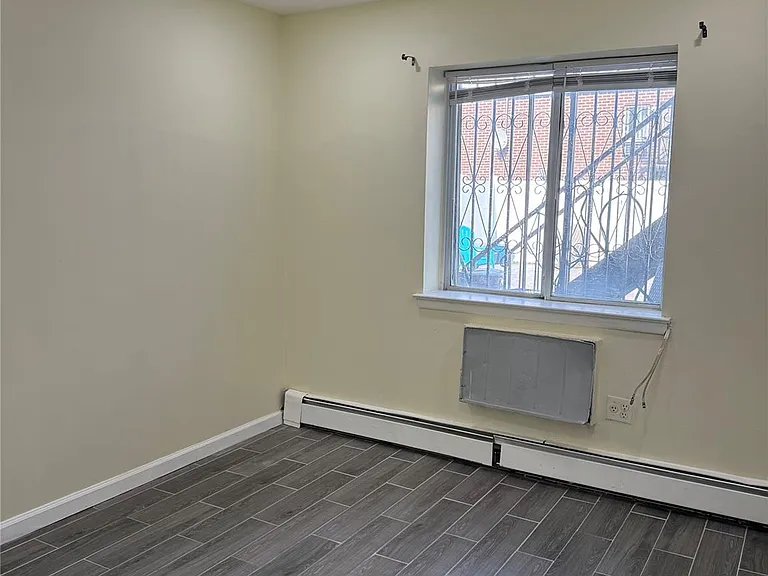 182 Beach 61st St — Photo 9