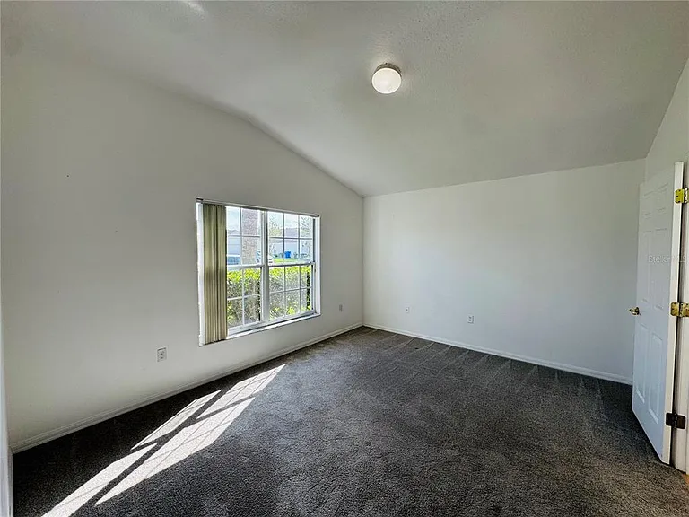 4795 Cumbrian Lakes Dr — Photo 20