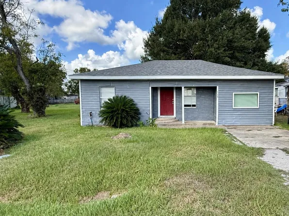 308 Bennett Dr, West Columbia, TX 77486