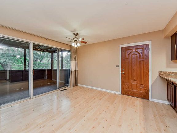 2nd image of 5514 E Lake Dr APT C
