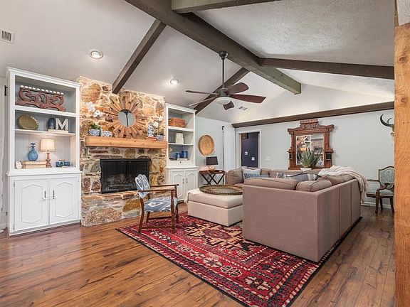 4th image of 612 Fieldwood Cir