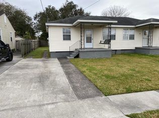 606 Community St, Arabi, LA 70032