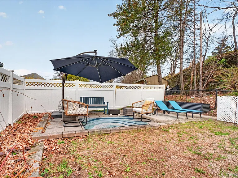 22 Blossom Hill Dr — Photo 41