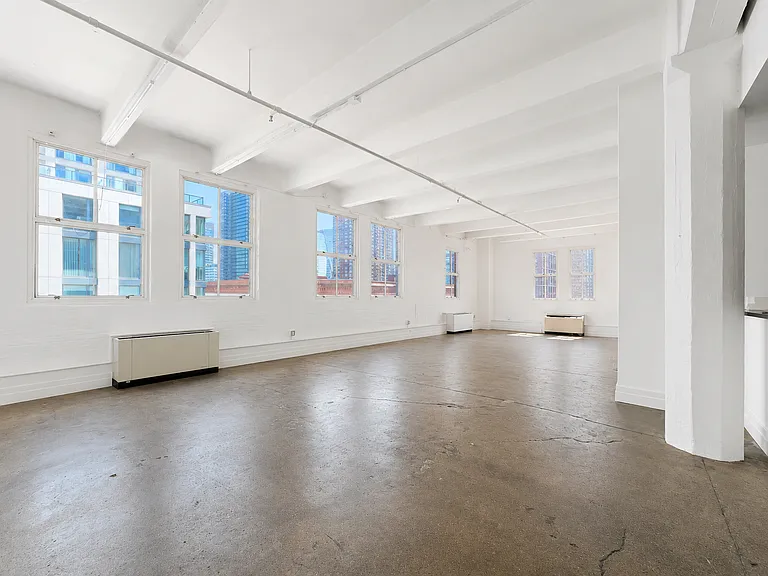 150 Bay Street — Photo 15