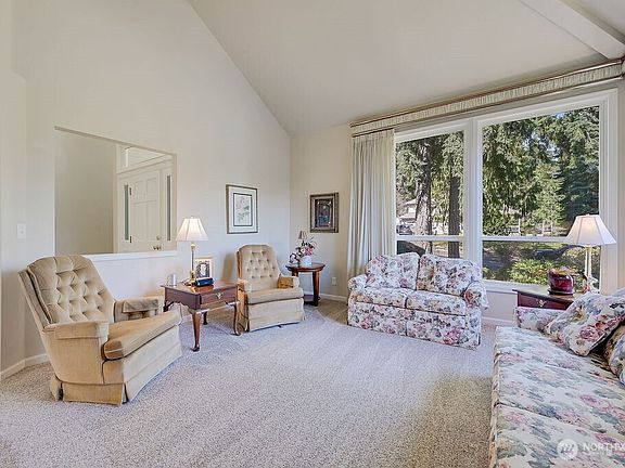 5th image of 10615 Sirocco Circle NW