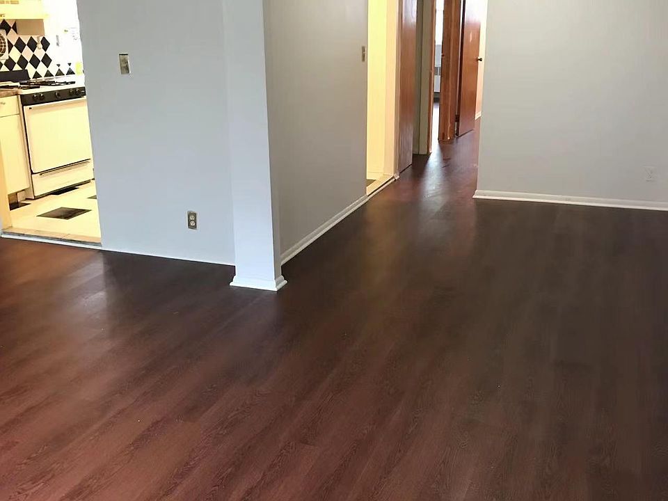 1st image of 15706 Sanford Ave #2