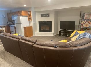 922 W 2300 S, Syracuse, UT 84075