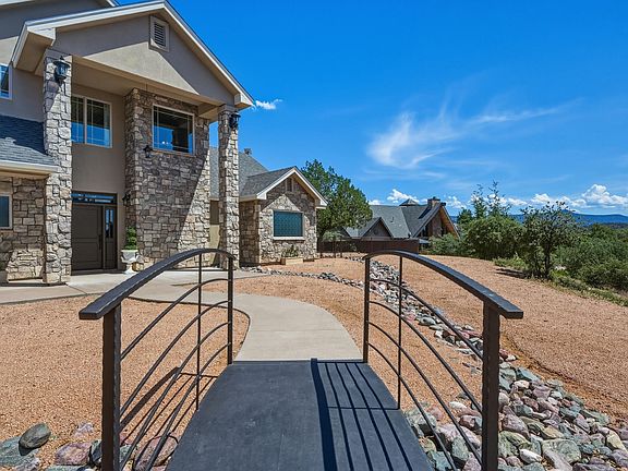 3rd image of 200 W Briggs Cir