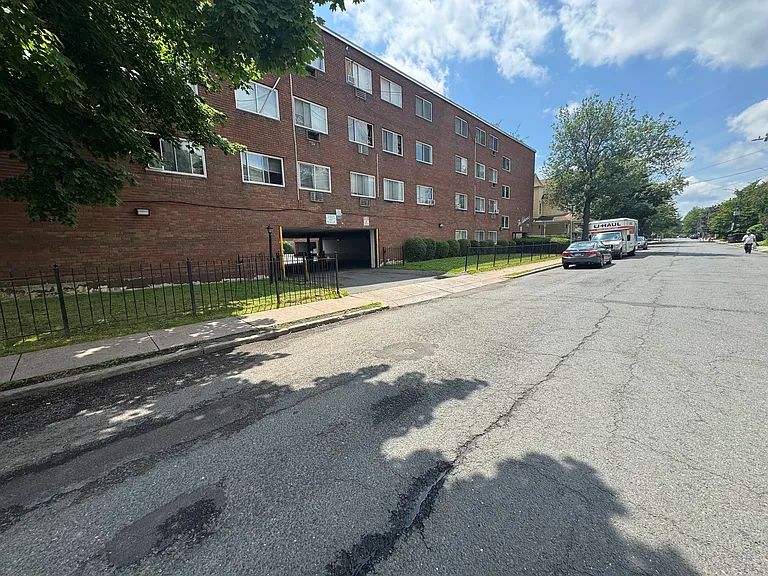 173-303 Ashley St #C303 — Photo 9