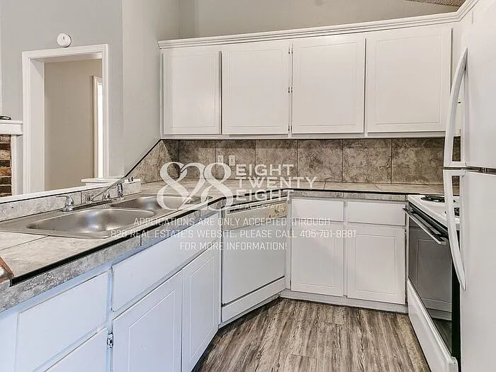 4304 Harvard Rd #4306 — Photo 15
